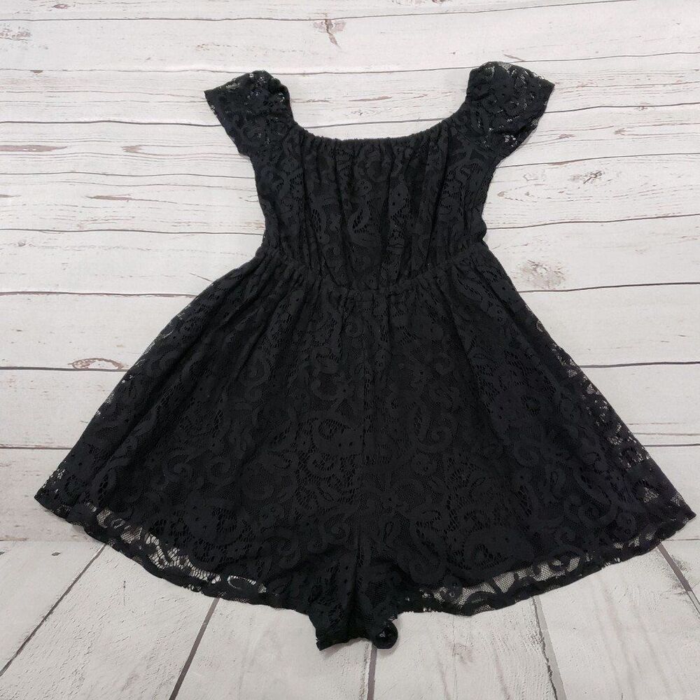 Rumor Boutique Romper Small Black Lace